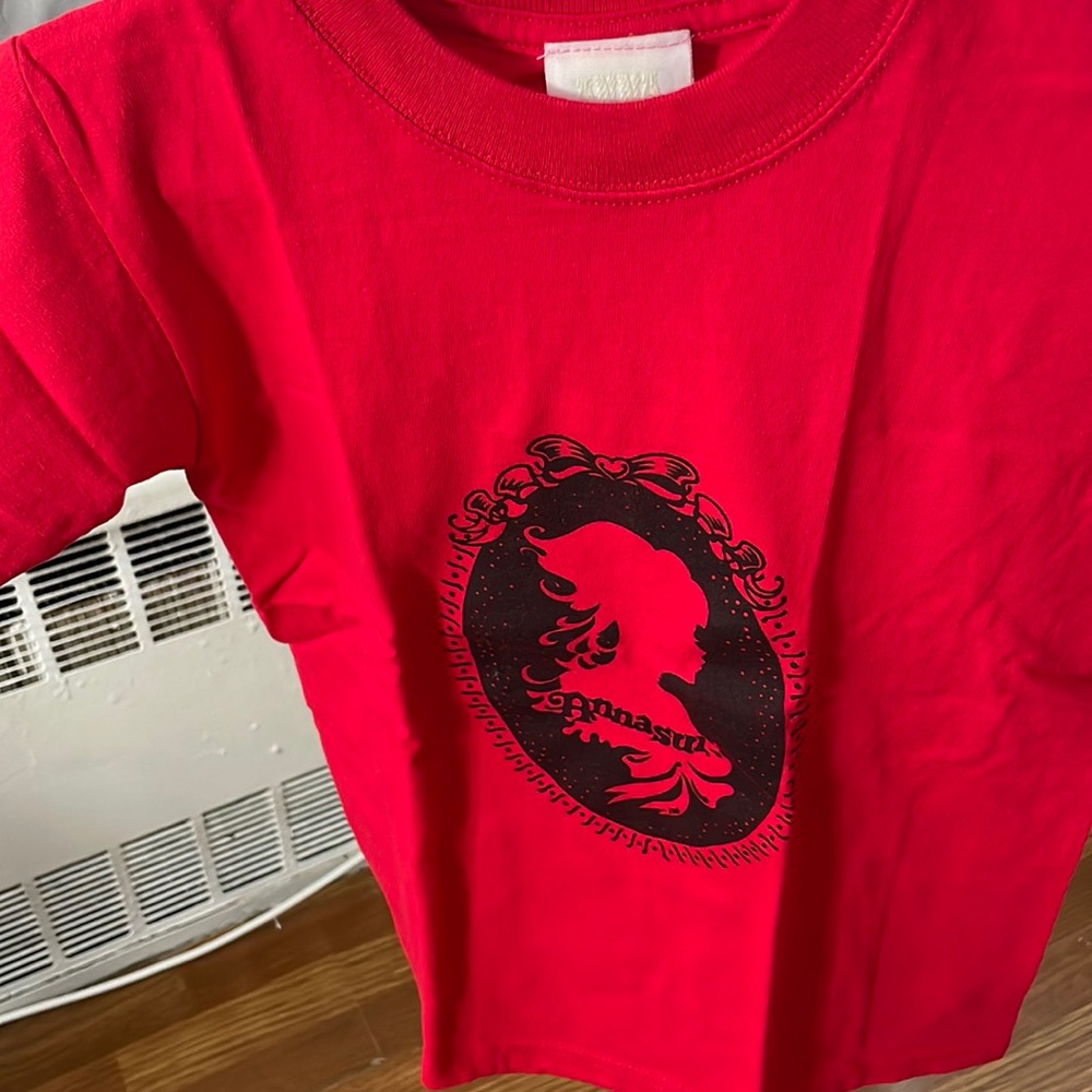 Red tshirt for little girl size 5-6 years or XS made in the US